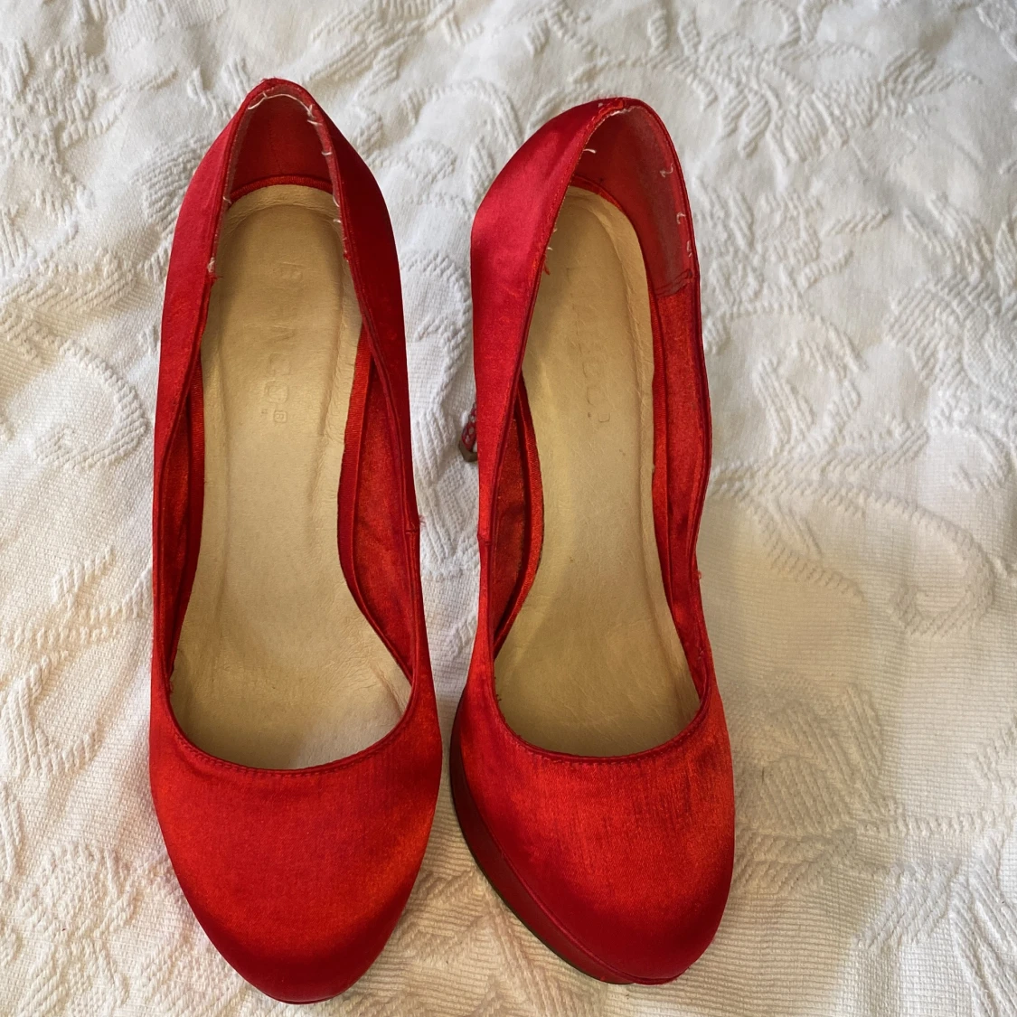 röda stiletter - 91