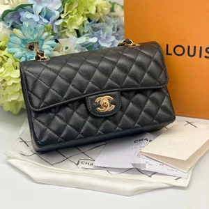 trumpet - Chanel Chanel classic flap CF Series classic flap bag chain strip Single Shoulder Messenger Bag grain embossed leather small women's black The bag is small, very nice to carry, and very convenient to wear