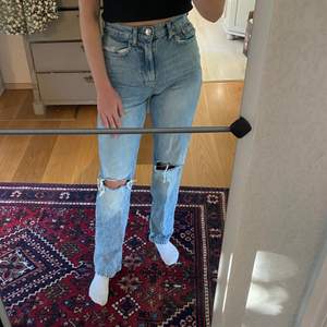 90s highwaist jeans x Maja Lindelöf. Köpare står för frakt.