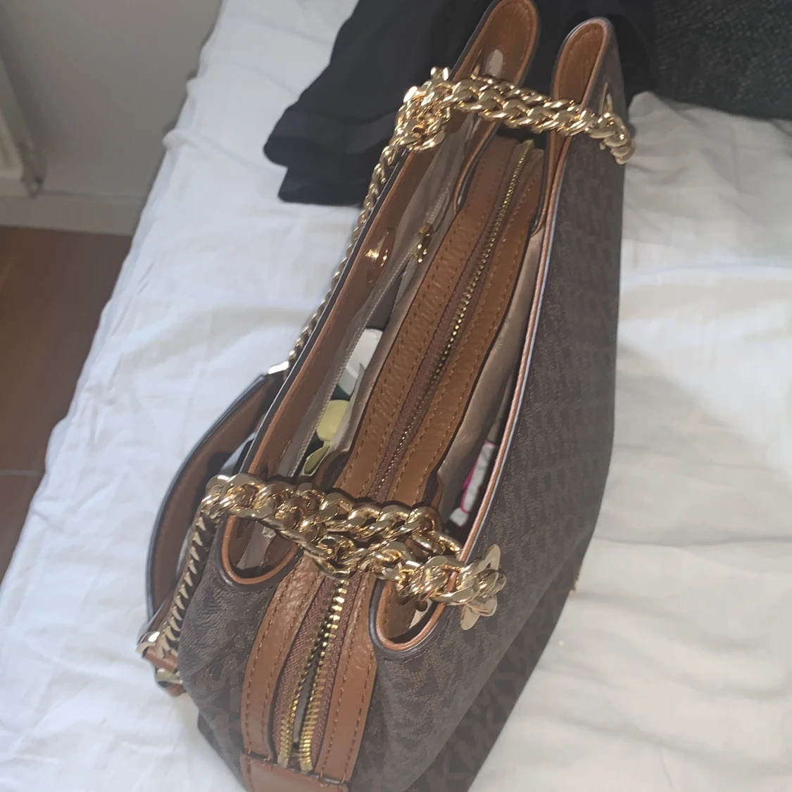 Michael Kors väska  - 91