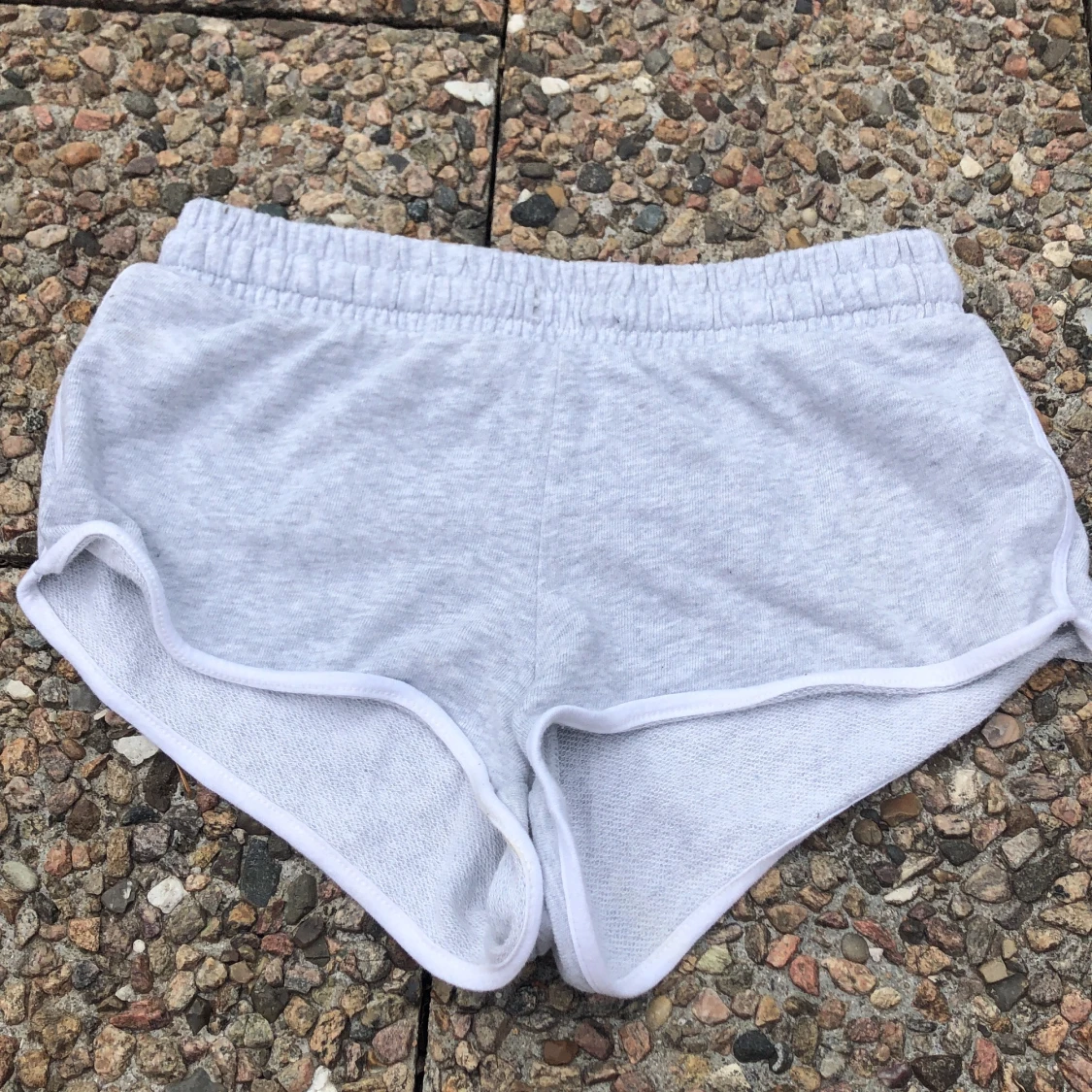 Fina H&M shorts i stl 146,säljer pga för små.