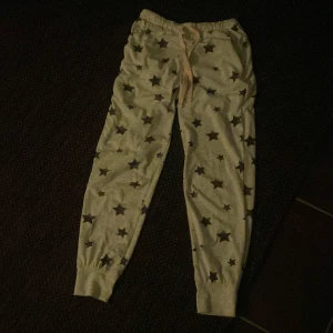 Pjamasbyxor  - Östan nyskick❤️