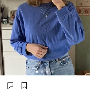 Blå sweatshirt  - Gullig blå sweatshirt från Monki. lite oversized. Ganska tunn. Använd men i fint skick. Bilder från min Depop : glitterte