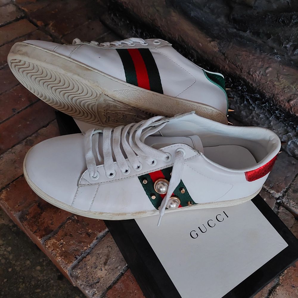 Vit Gucci sneakers - Gucci | Plick Second Hand