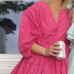 Rosa klänning  - Från hm 