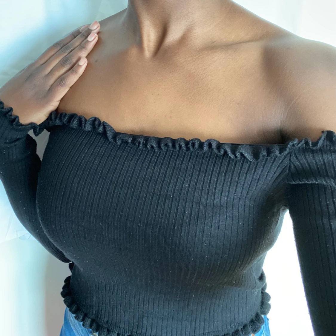 Off-shoulder tröja (M) - 90