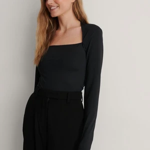 NA-KD 36 - Jag aldrig använder, bara tvätta. Storlek 36