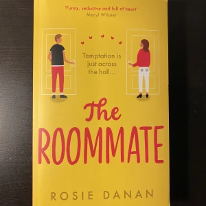 The roomate - Bok från Rosie Danan i fint skick. 95kr inklusive frakt eller möts upp i Västerås💕
