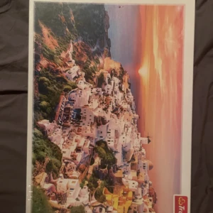 pussel - 1000 bitars pussel aldrig använt, fortfarande inplastad