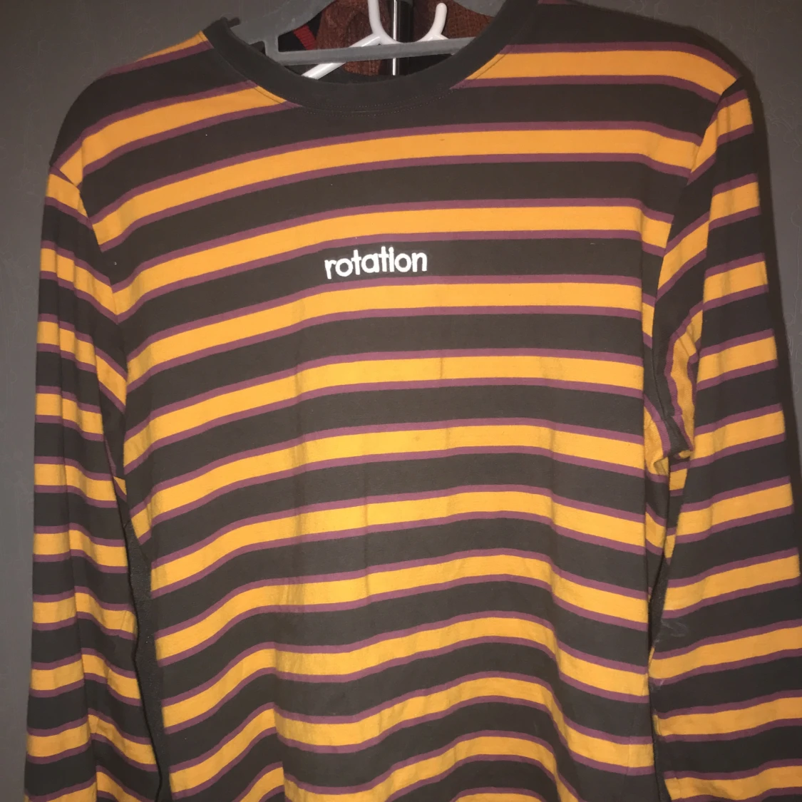 randig tröja, strl L  - 90