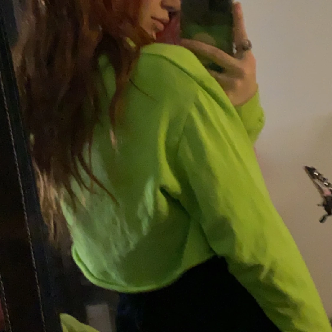 Croppad neon grön hoodie - 90