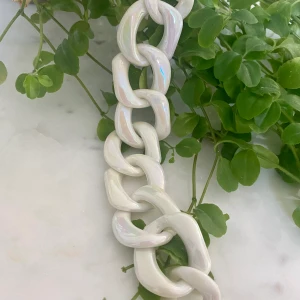 Cool armband  - Coolt armband, aldrig använd. Storlek är justerbar. Köpare står för frakt, betalning via Swish. 