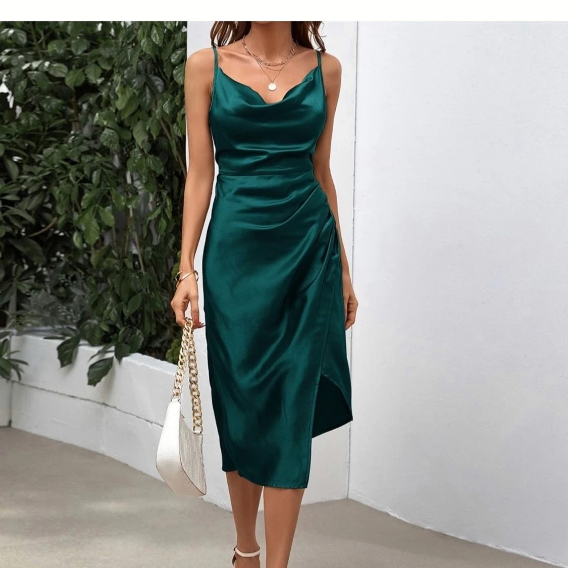 Klänning i superfin grön färg. 