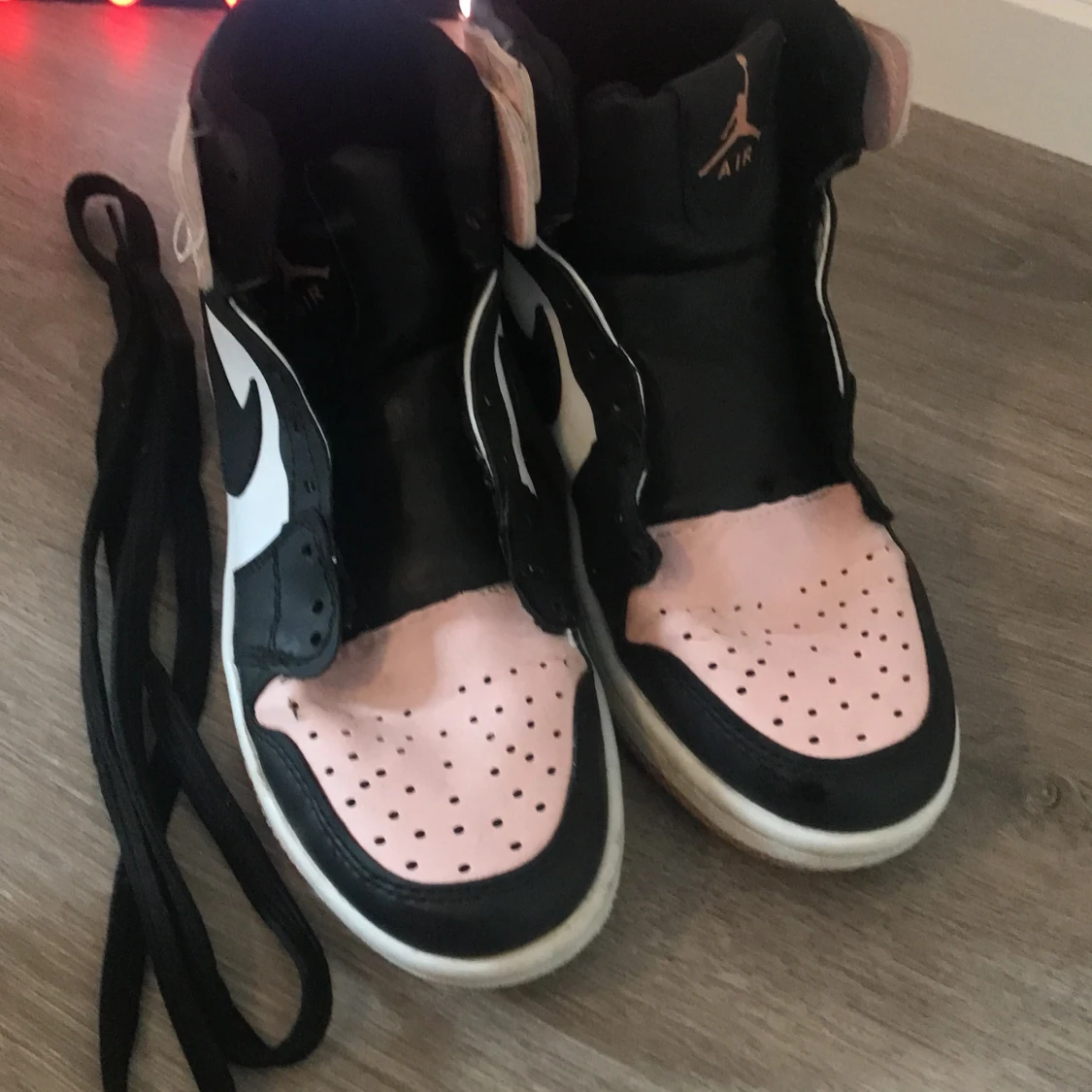 Jordan skor storlek 39  - 90