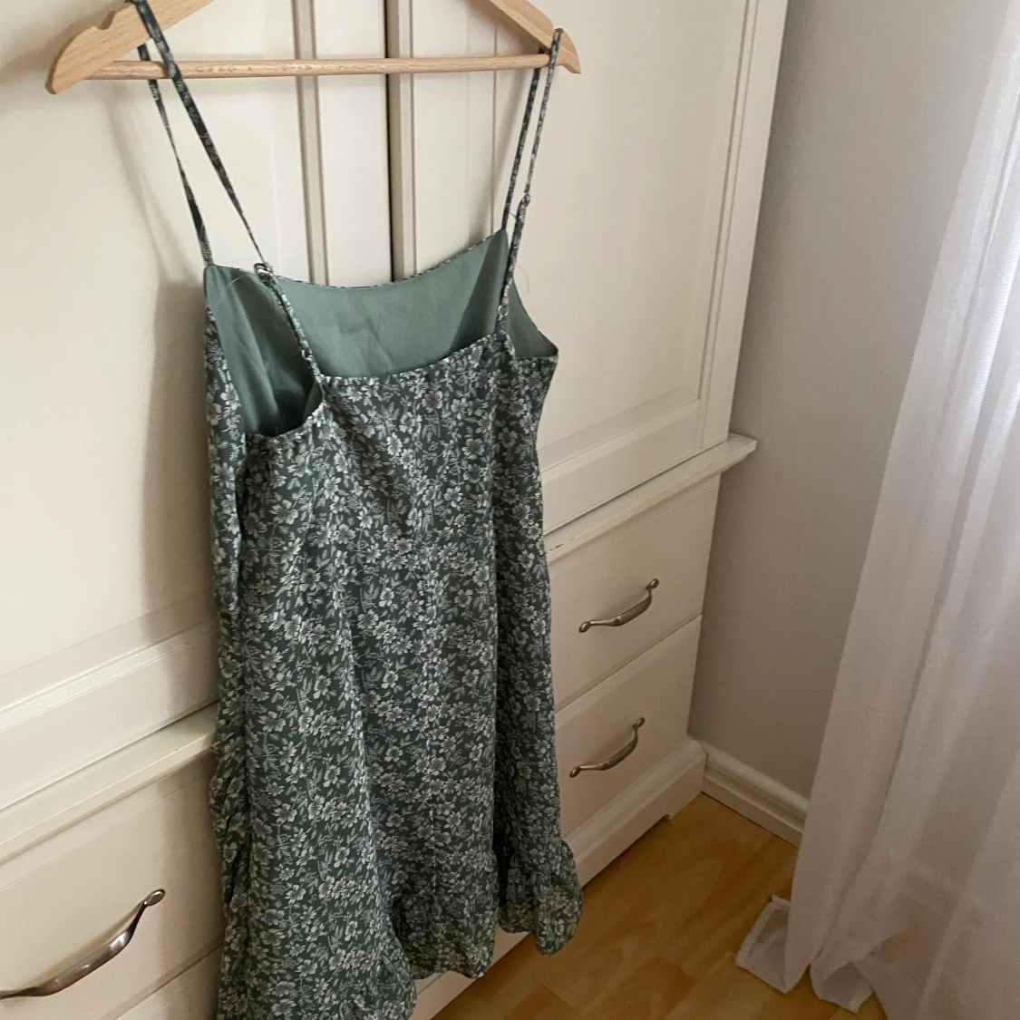 Blommig klänning  - 91