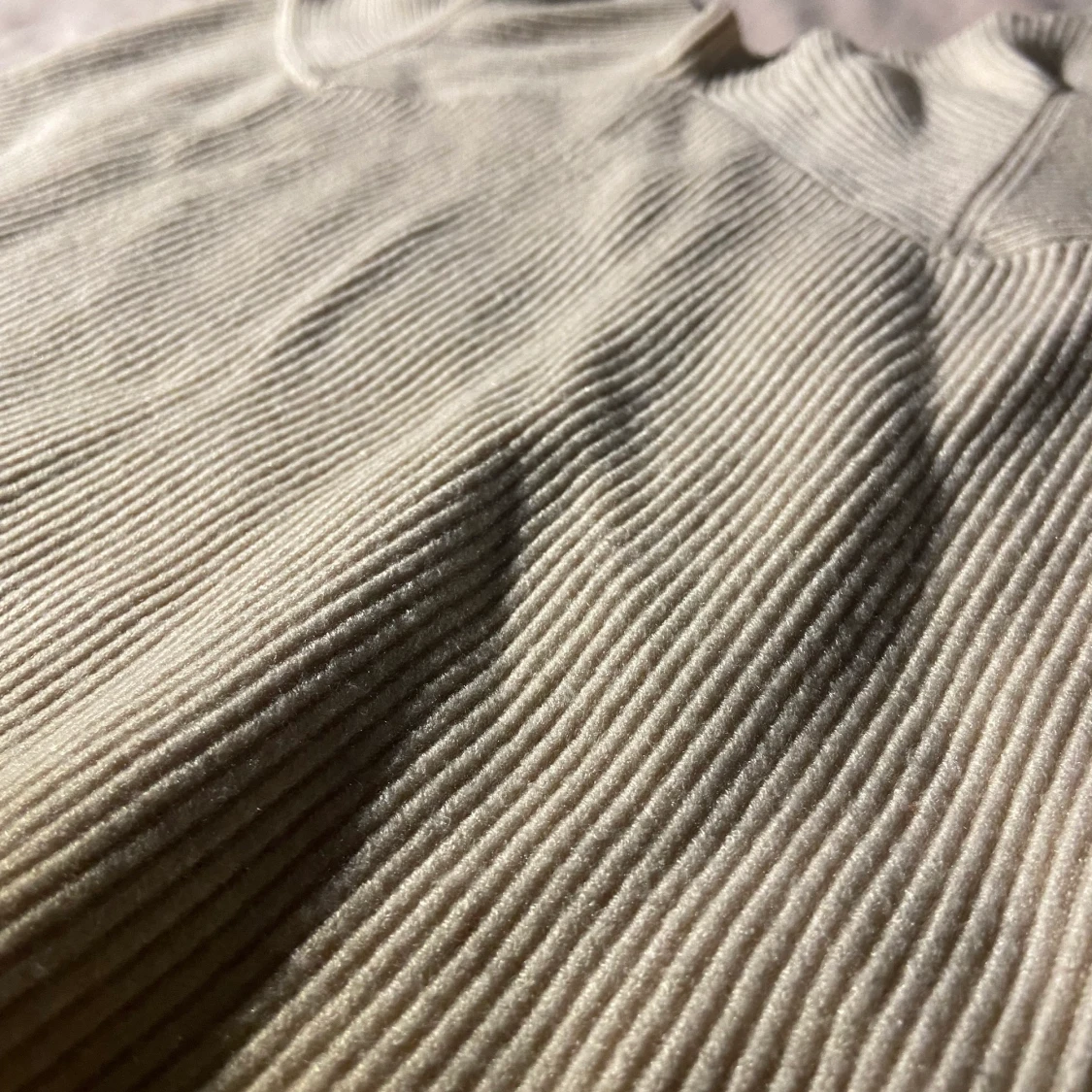 Söt beige/off-white topp - 90