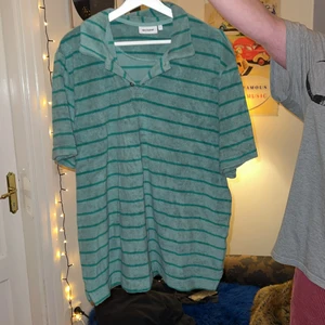 Weekday tröja ;) - Bra skick, använd en del