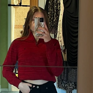 Calvin Klein vintages XS - Vintages tröja från Calvin Klein, str 14-16 år, passar en XS. Osäker på om de är en unisex eller herr tröja. Bra skick. Finns på fler sidor!