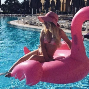 Rosa bikini från ToDieFor - Rosa bikini med spetsdetaljer 