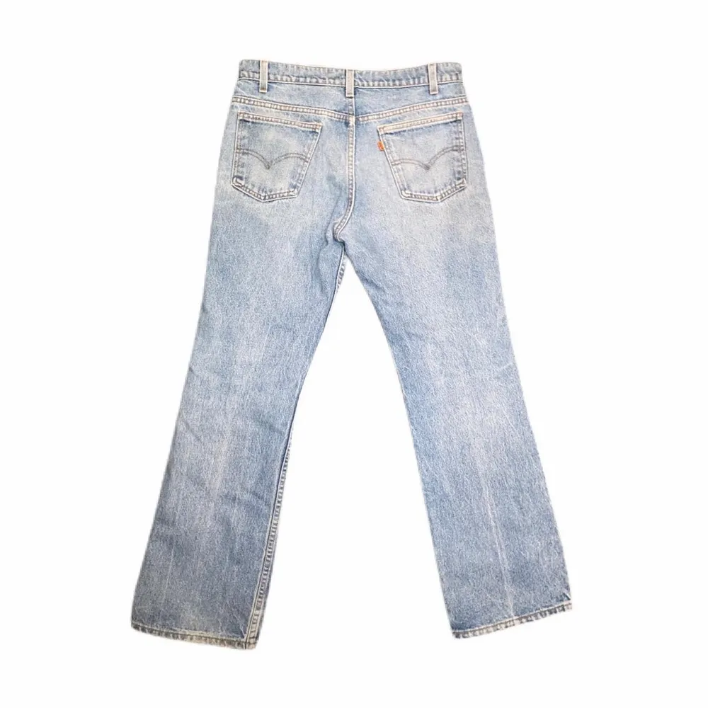 Storlek: W33 L31 | Skick: 7/10 (vintage måttliga fläckar) | 400kr. Jeans & Byxor.
