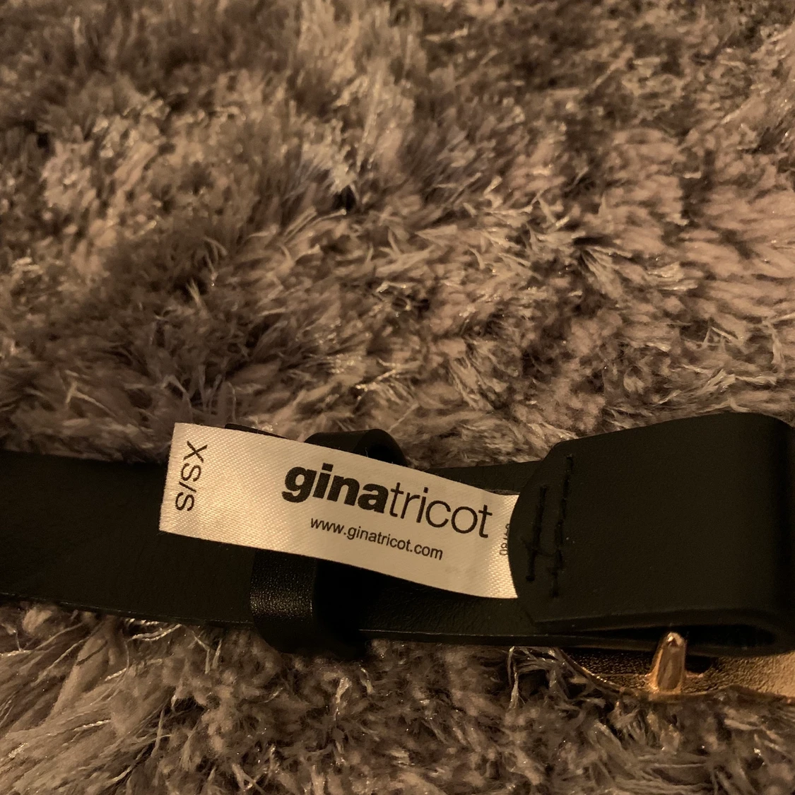 Gina Tricot svart skärp - 91