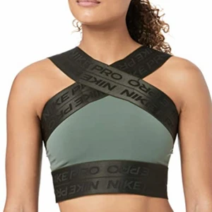 😍 Märkeskläder  - Nike jacka strl S  Nike Träningsblus strl xs  H&M klänning strl 36 