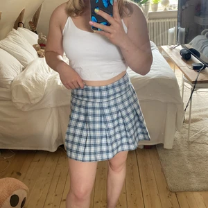 Hollister kjol  - Jätteskön nu till sommaren och väldigt stretchig, aldrig använd 