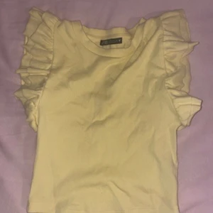 Zara topp  - Knappt använd 