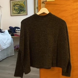 stickad tröja - långärmad grå från hm i storlek xs