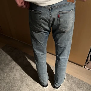 Levis 501  - 10/10 skick w33, L32 nypris 1200kr