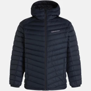 Peak performance jacka - Säljer min peak jacka perfekt till våran i storlek M. Ganska ny och inga hål eller fläckar. Nypris ca 3000. Pris kan diskuteras!