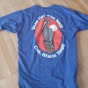 Långärmad tshirt  - aldrig använd