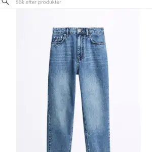 Säljer mina jeans då jag inte använder dom. Dom är använda ett par gånger men är forfarande i fint skick. Längden passar bra på mig å jag är 172.