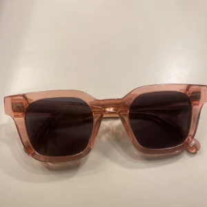 Chimis  - Säljer mina super snygga chimis i storlek 004 i färgen ”GUAVA” dom går inte att köpa längre❣️Dom är i bra skick köpt för 2-3 år sedan💖💖