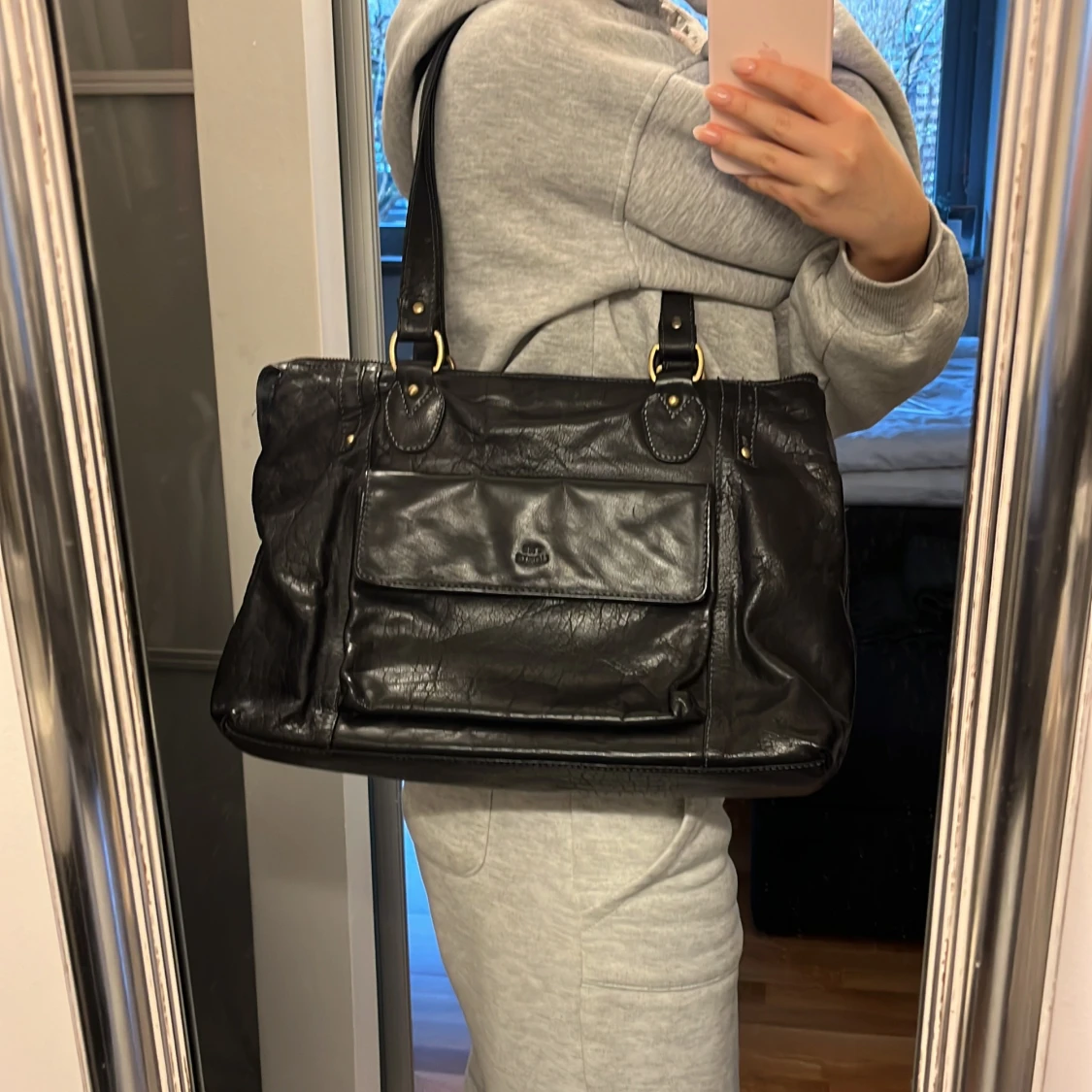 Svart handväska  - 91