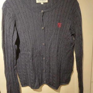 Kofta - Säljer denna kofta i storleken 158-164.