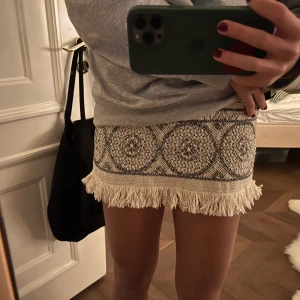 Maje kjol - Så fin kjol oanvänd från Maje 