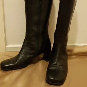 Ecco boots  - Skin boots från ecco knappt andvända. Skriv för fler bilder 