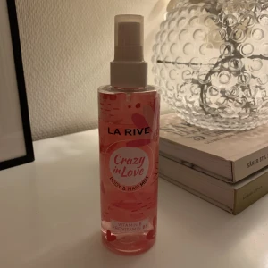 Bodymist - Body & hair mist från h&m använd ca 3 gnr men inget för mig! 