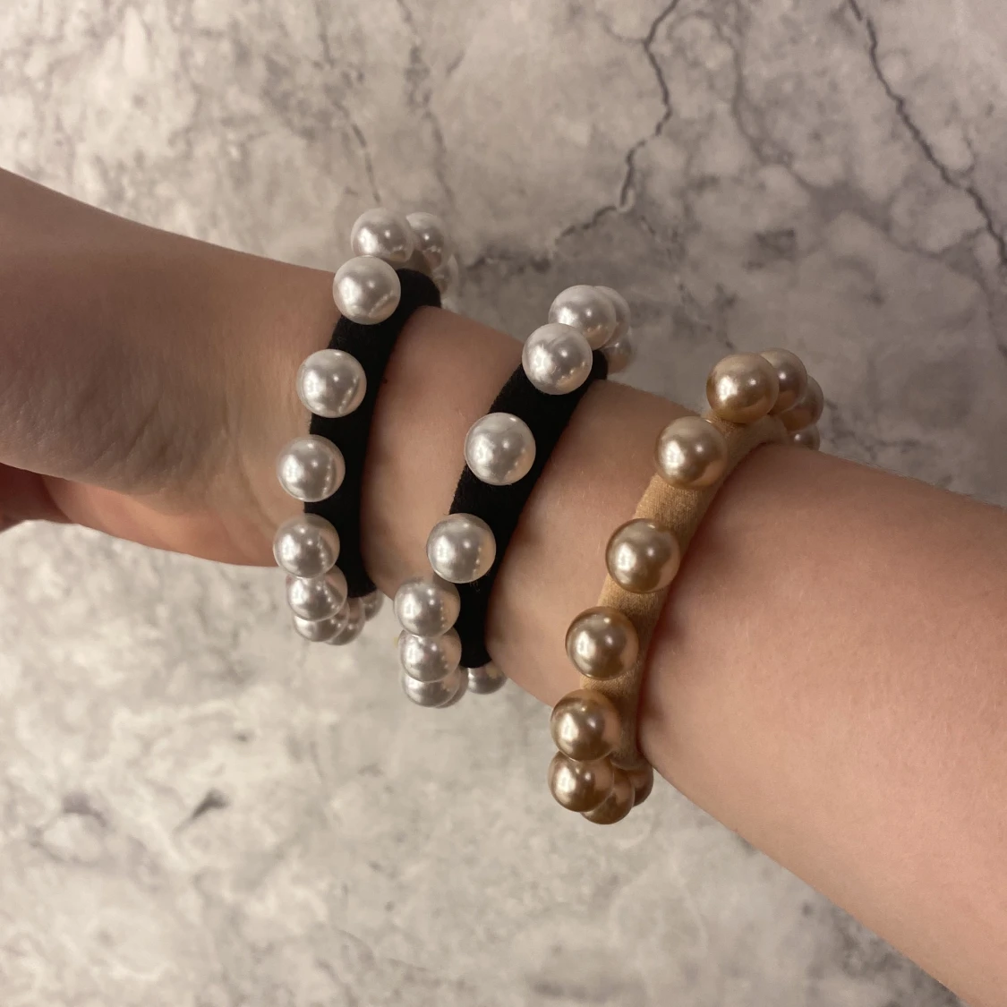 Armband/hårband med pärlor - 90