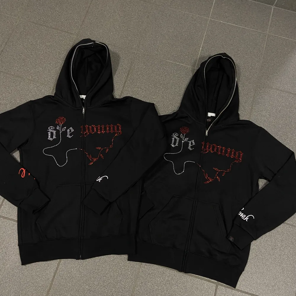 DIE YOUNG rhinestone hoodies  available at size S|M|L.  100% French cotton . Hoodies.