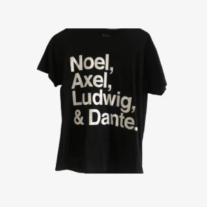 Hov1 merch - Hov1 merch strl s. Merchen är limited edition. Nyskick. Aldrig använd, har bara hängt i garderoben sedan jag fick hem den. Nypris 300kr. Bud under 250kr kan accepteras till viss grad. Hör gärna av dig om du har frågor eller vill ha fler bilder :)