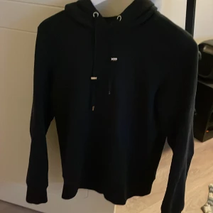 Limitato hoodie - Fin limitato hoodie i bra skick skriv för fler bilder eller annat intresse