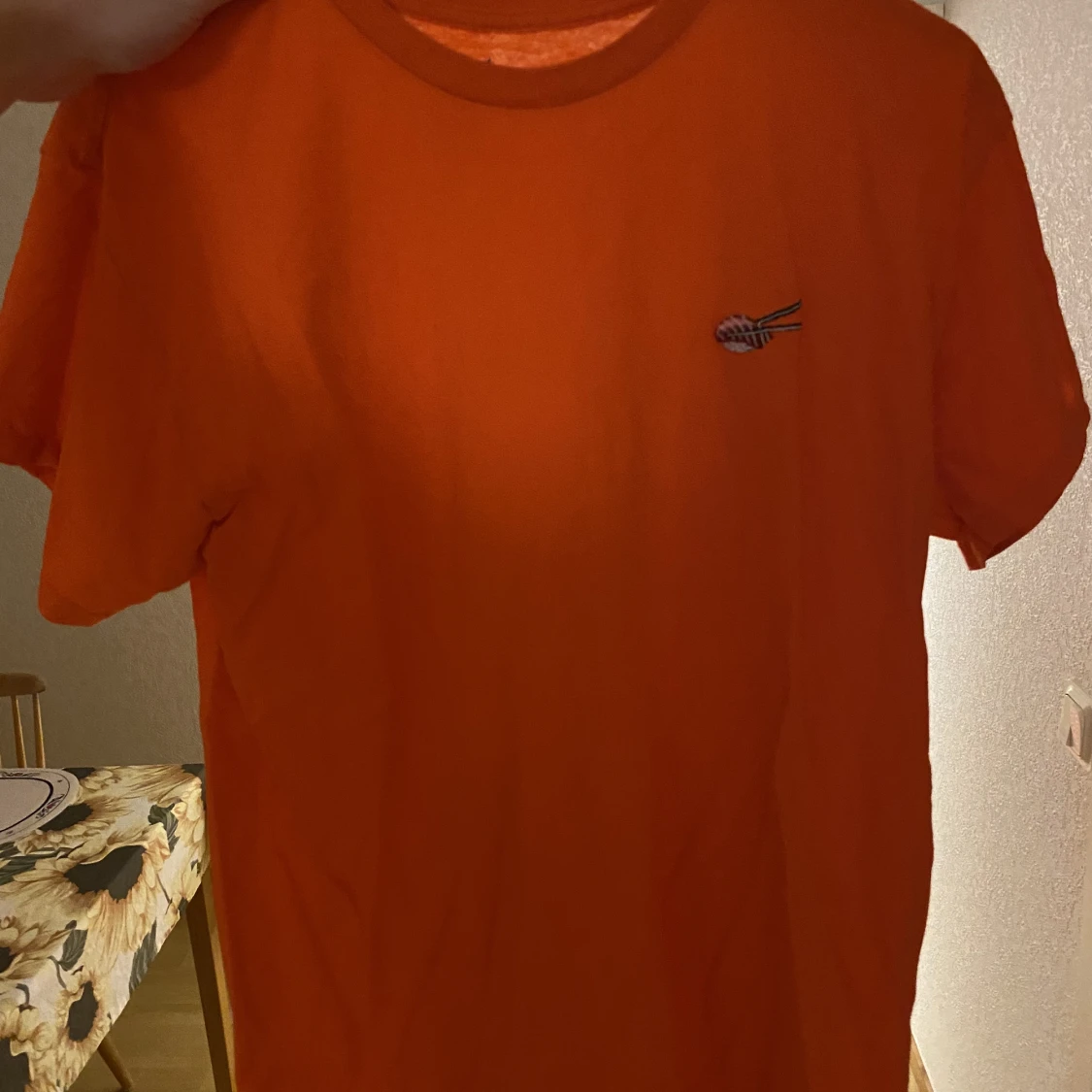 Evisen skateboards. T-shirt orange - 90