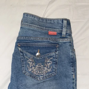 Low waist jeans - low waist jeans från hm, som nya