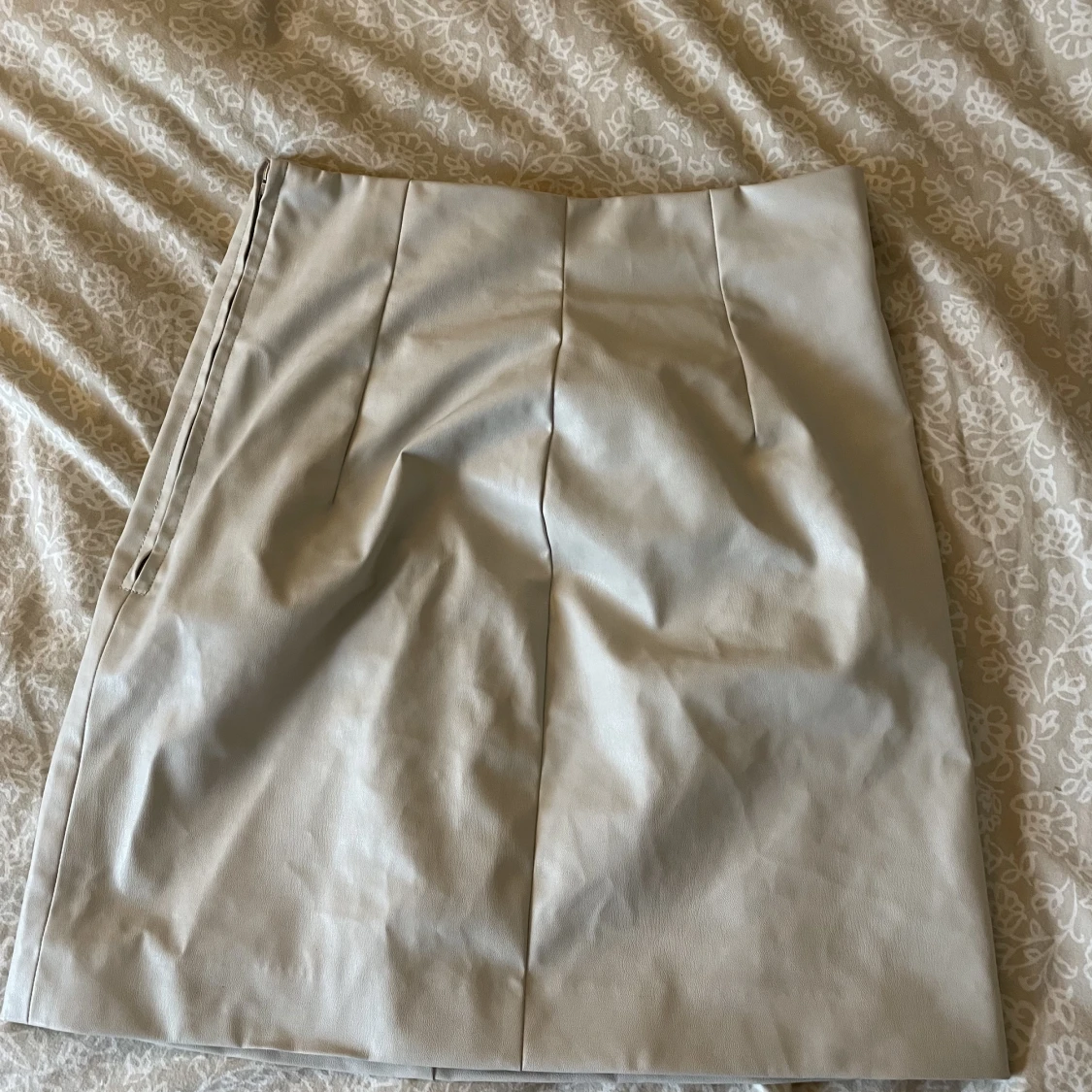 Vit beige skinnkjol  - 91