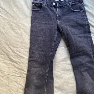 Super fina svarta jeans