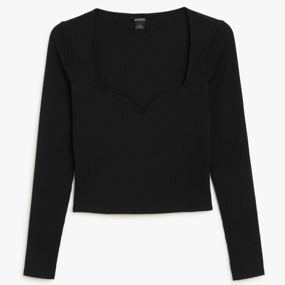 Hjärtringad topp från Monki - 91