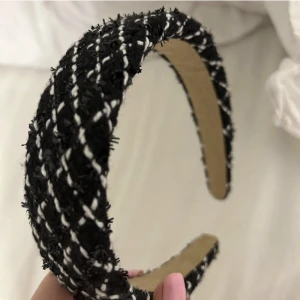 Diadem  - Jätte fint diadem som inte kommit till användning. ❤️