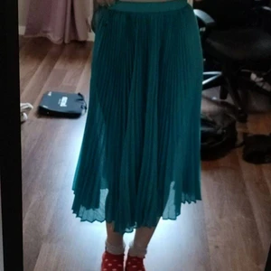 Blå tjol 🫐💙 - Jag säljer den här fina tjolen, i storlek XS. ✨Köparen står för frakt.✨